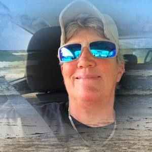 Meet your Posher, Raquel